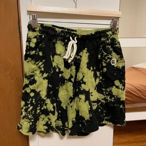 Big Bud Press magic waters lightweight terry sweat shorts in gross green size M